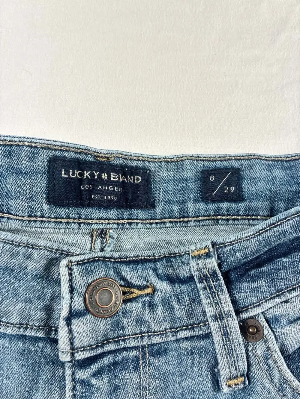 Lucky Brand The Roll Up Denim Shorts Size 8/29 - Picture 2 of 7